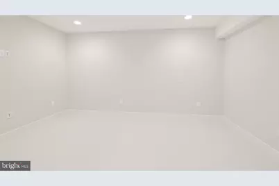 102 Moore Avenue SW, Vienna, VA 22180 - Photo 77