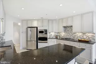 8220 Crestwood Heights Dr, McLean, VA 22102 - Photo 17