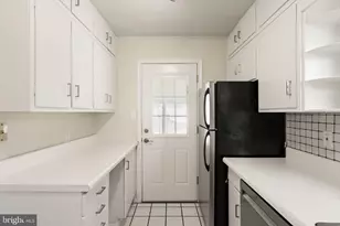 3706 Trigger Ct, Alexandria, VA 22310 - Photo 9