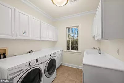 8031 Georgetown Pike, McLean, VA 22102 - Photo 43