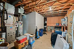 1633 Lozano Dr, Vienna, VA 22182 - Photo 69