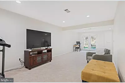 1633 Lozano Drive, Vienna, VA 22182 - Photo 61