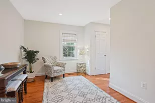 1633 Lozano Dr, Vienna, VA 22182 - Photo 45