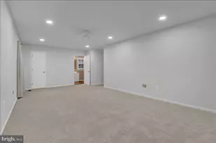 12451 Plowman, Herndon, VA 20170 - Photo 25