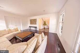 2201 Nobehar Dr, Vienna, VA 22181 - Photo 5