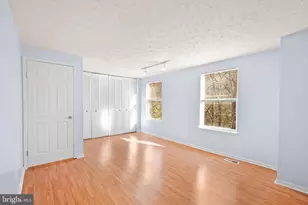 6917 Villa-Del-Rey Ct, Springfield, VA 22150 - Photo 7