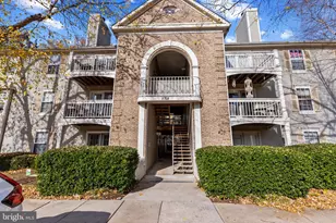 5708 Olde Mill Ct, Alexandria, VA 22309 - Photo 1