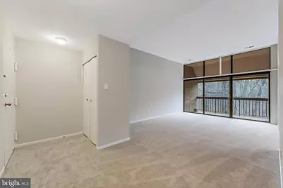 1666 Parkcrest Circle #3D/301, Reston, VA 20190 - Photo 5