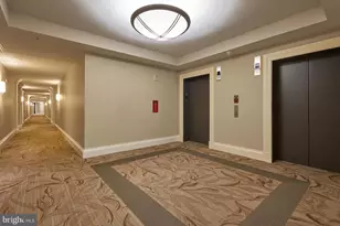 8220 Crestwood Heights Dr, McLean, VA 22102 - Photo 23