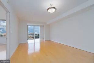 8220 Crestwood Heights Dr, McLean, VA 22102 - Photo 7