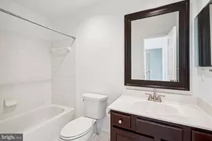 1314 Garden Wall Cir, Reston, VA 20194 - Photo 17