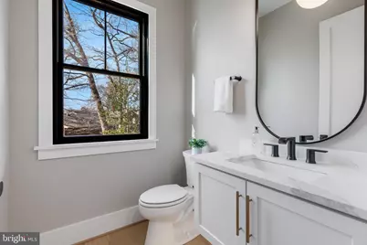 123 Tapawingo Road SW, Vienna, VA 22180 - Photo 21