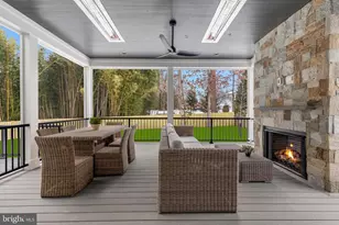 123 Tapawingo Rd SW, Vienna, VA 22180 - Photo 19