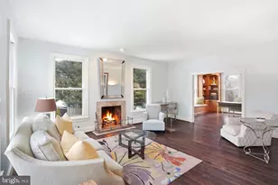 6035 Crimson Ct, McLean, VA 22101 - Photo 11