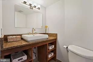 5902 Mt Eagle Dr, Alexandria, VA 22303 - Photo 35