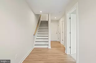 2172 Glacier Rd, Herndon, VA 20170 - Photo 9