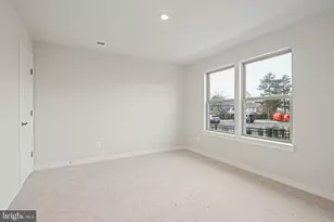 2172 Glacier Rd, Herndon, VA 20170 - Photo 5