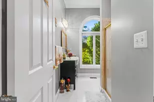 627 Walker Rd, Great Falls, VA 22066 - Photo 51