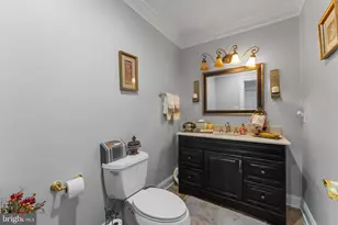 627 Walker Rd, Great Falls, VA 22066 - Photo 97