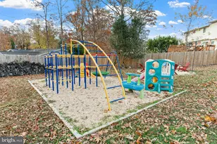 6910 Ontario St, Springfield, VA 22152 - Photo 41