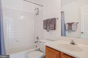 13481 Lake Shore Dr, Herndon, VA 20171 - Photo 29