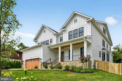 613 Blackstone Terrace NW, Vienna, VA 22180 - Photo 3