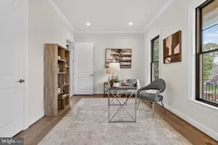 613 Blackstone Terrace NW, Vienna, VA 22180 - Photo 7