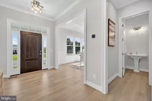 8902 Higdon Dr, Vienna, VA 22182 - Photo 13