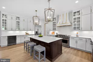 8902 Higdon Dr, Vienna, VA 22182 - Photo 23