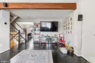 6311 Betsy Ross Ct, Centreville, VA 20121 - Photo 9