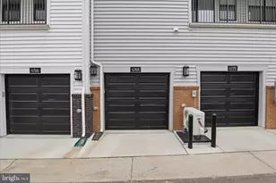 4768 Sully Pt Ln, Chantilly, VA 20151 - Photo 11