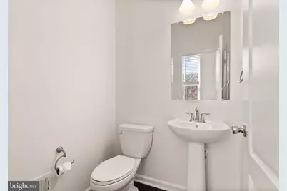 13650 Air and Space Museum Parkway, Herndon, VA 20171 - Photo 23