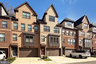 3795 Rainier Dr, Fairfax, VA 22033 - Photo 1