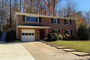 4721 Springbrook Dr, Annandale, VA 22003 - Photo 9