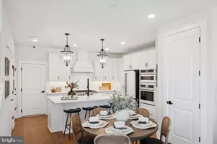 14901 Deco Cir, Chantilly, VA 20151 - Photo 13