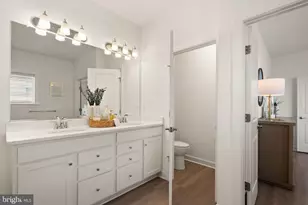 4901 Longmire Wy, Chantilly, VA 20151 - Photo 35