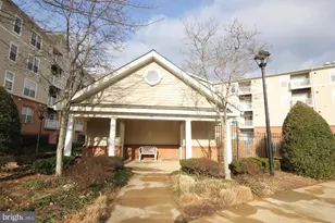 7000 Falls Reach Dr, Falls Church, VA 22043 - Photo 21