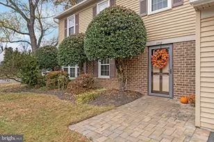 1716 Sadlers Wells Dr, Herndon, VA 20170 - Photo 3