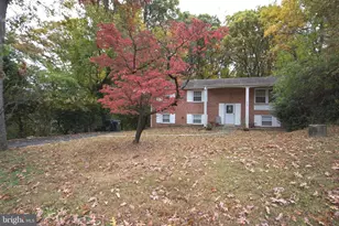 9921 Woodrow St, Vienna, VA 22181 - Photo 1