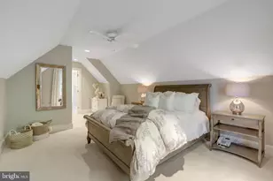 870 Alvermar Ridge Dr, McLean, VA 22102 - Photo 17