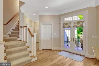 870 Alvermar Ridge Drive, McLean, VA 22102 - Photo 9