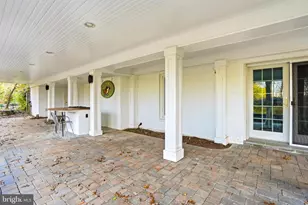 2007 Spring Branch Dr, Vienna, VA 22181 - Photo 5