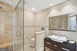 2007 Spring Branch Dr, Vienna, VA 22181 - Photo 53