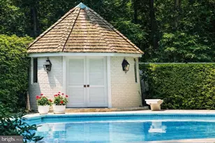 8801 Lynnhurst Dr, Fairfax, VA 22031 - Photo 63