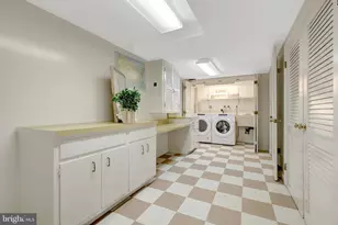 8801 Lynnhurst Dr, Fairfax, VA 22031 - Photo 55