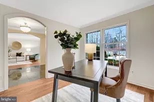 8801 Lynnhurst Dr, Fairfax, VA 22031 - Photo 27