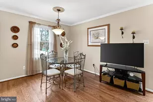 7217 Galgate Dr, Springfield, VA 22153 - Photo 13