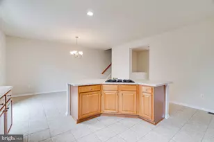 12587 Birkdale Way, Fairfax, VA 22030 - Photo 17