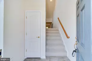 12587 Birkdale Way, Fairfax, VA 22030 - Photo 45