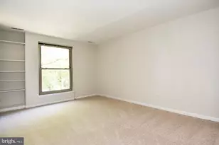 3302 Woodburn Village Dr, Annandale, VA 22003 - Photo 25